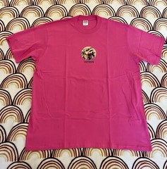 Supreme The Muppets Miss Piggy ‘Kissy Kissy’ Fuchsia Men’s Size XL