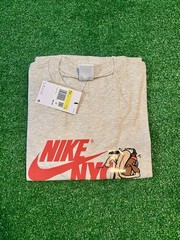Nike Sportswear NYC Local Max90 Men’s Small T-Shirt- NYC Hotdog On The Run Tee