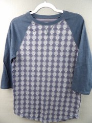 Mossimo Mens Size S 3/4 Sleeve T Shirt 100% Cotton Blue Geometric Pattern