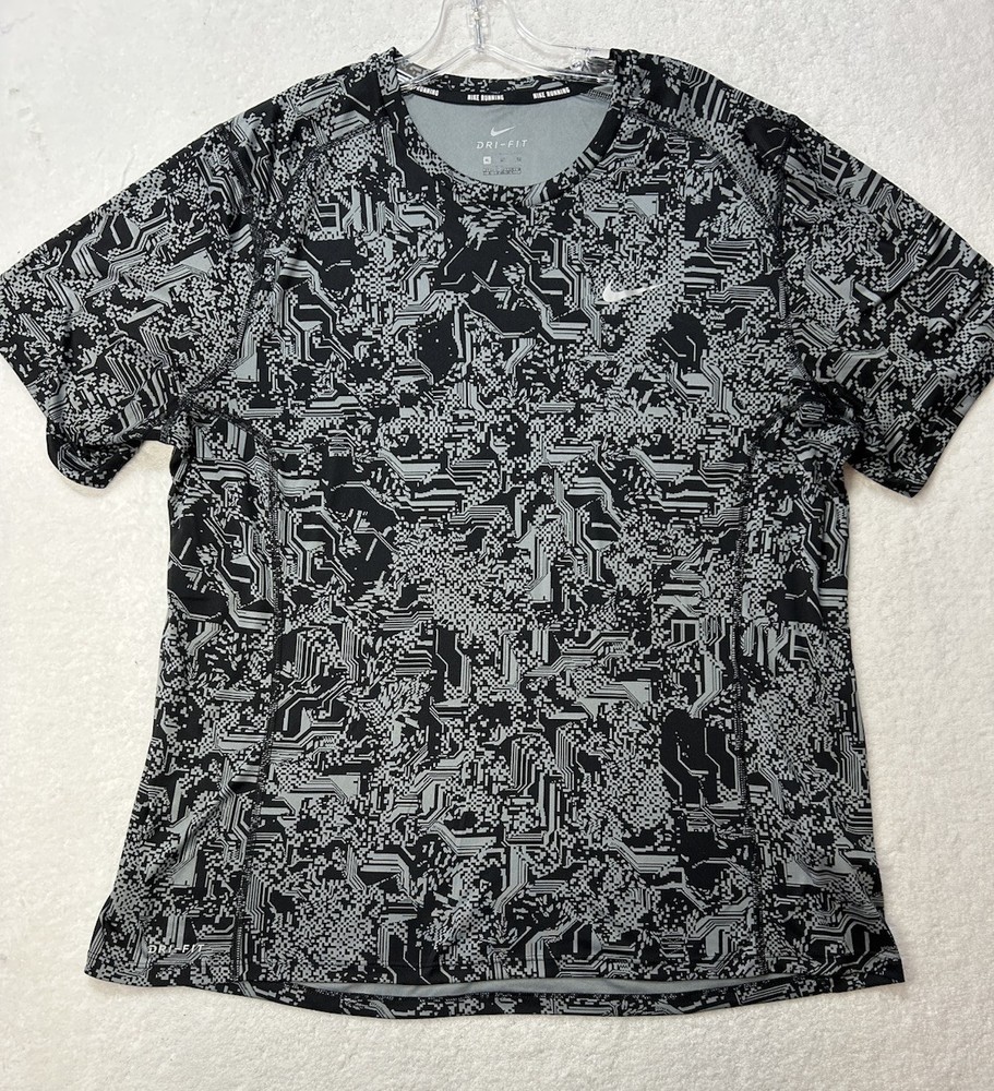 Nike Mens Size M Black Gray Short Sleeve Miler Dri-Fit Athletic T Shirt (S1)