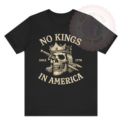 No Kings In America T-Shirt ✩ USA Protest Shirt Anti-Authoritarian ✩ Anti-Trump!