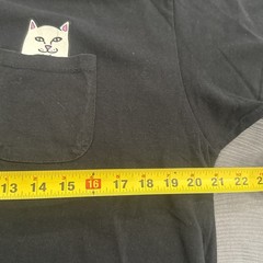 RIPNDIP Cat Pocket T-Shirt Middle Finger Graphic Black T-Shirt Men’s Size Large