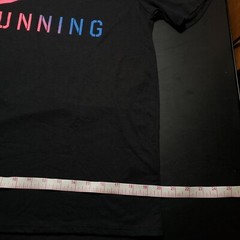 Nike Men’s Athletic Wear Short Sleeve Swoosh Graphic Workout Active Gym T-Shirt