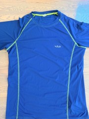 RAB Aeon T-shirt men’s short sleeve Base Layer climbing hiking Tech Tee Large