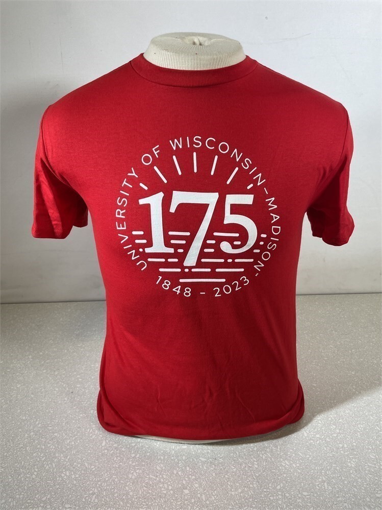 Authentic Wisconsin Badgers t-shirt – The Red Shirt 16th ed. – New with tags!