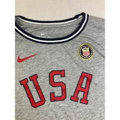 Nike USA Olympics Gray Heather Short Sleeve T-Shirt Mens XXL Ribbed Collar