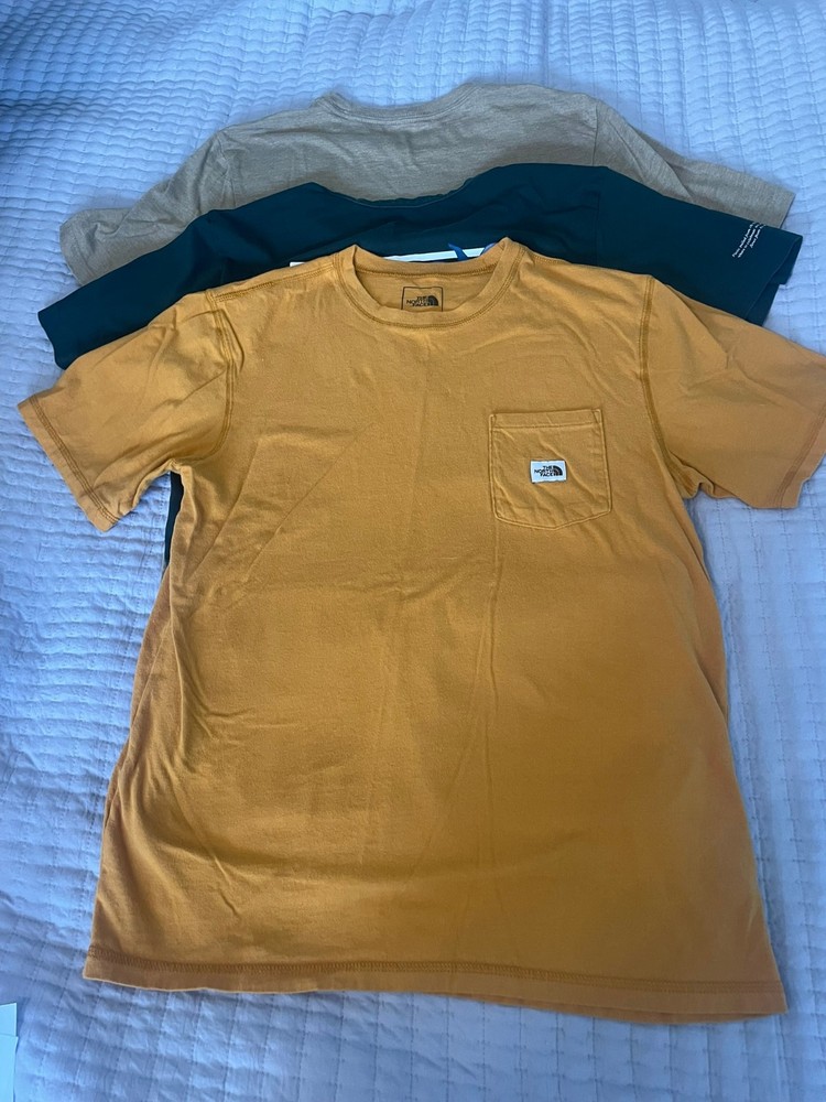The North Face Men’s T-Shirt Lot 3 Bundle Small Graphic Pocket Tee Gorpcore 341