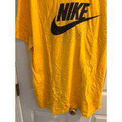 NWT The Nike Tee 28 Speckles Uni Gold Tee Size XL