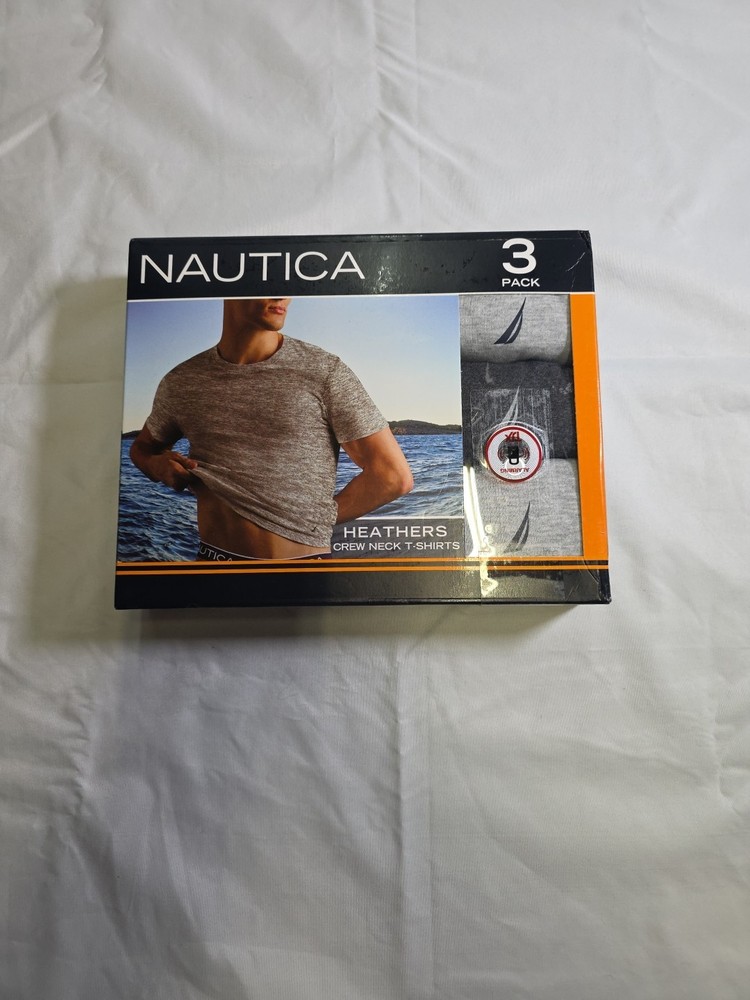 NAUTICA 3 Pack Shirts Men’s Medium Cotton Crew Neck Classic Fit Soft