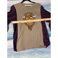 Upcycled Hybrid Flannel Tee Bison Graphic Tan Red Plaid Long Sleeve Mens Medium