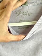 XL Stray Kids Maniac Encore Tour Concert Merch Shirt 2023 – Light Purple