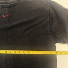 Vintage 90s /Y2K Nike Embroidered Centre Swoosh T-Shirt No Tag. XL