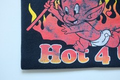 VTG 90s RETRO FUNNY COMEDY DEVIL FLAME HOT FOR YOU GRAPHIC BLACK T SHIRT SZ M