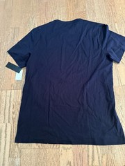 The Men’s Store at Bloomingdales Solid T Shirt Men’s top M True Navy cotton