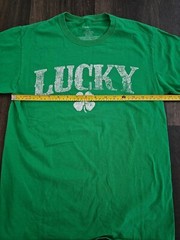 Irish themed Tee Shirt Green with Shamrock “Lucky” Size S (34/36)