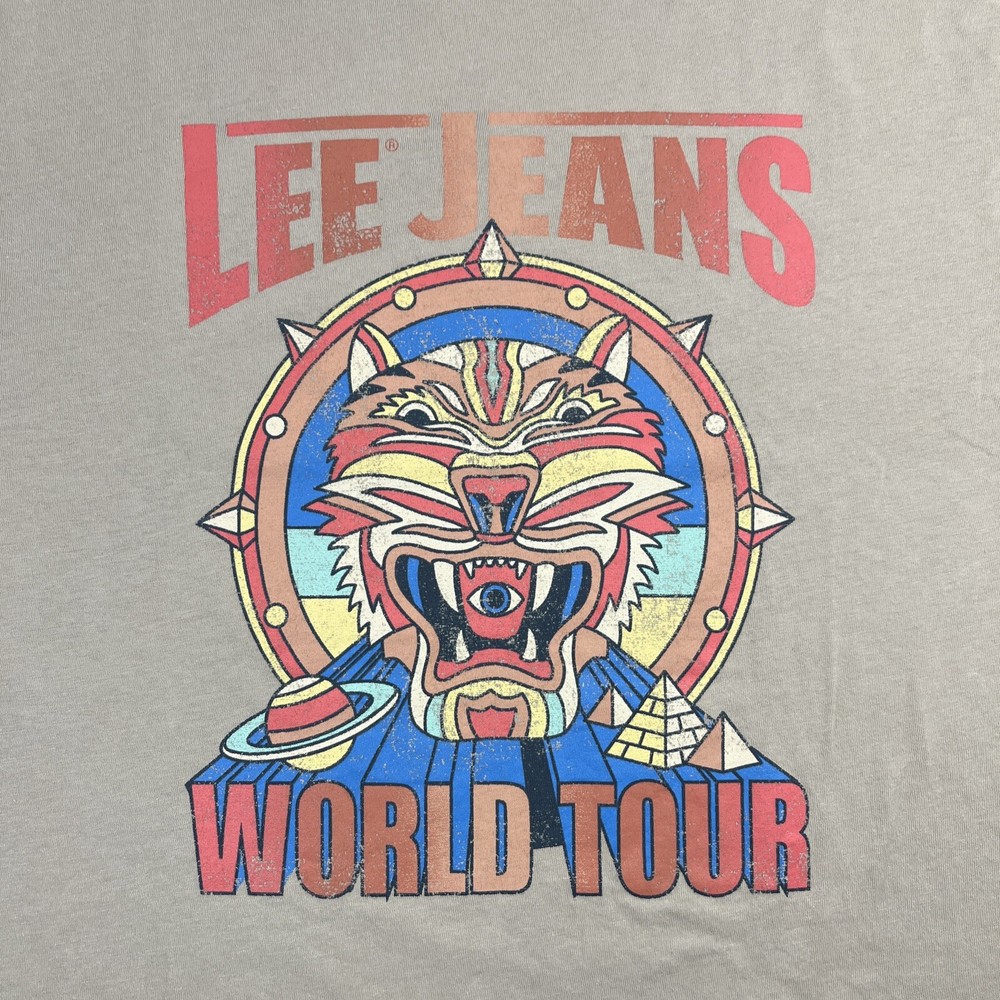 Lee Jeans World Tour T-Shirt Classic Fit Size Medium 100% Cotton by Lee