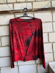 Streetwear Ella Red Graphic Long Sleeve Top with Asymmetrical Zip – City Print S