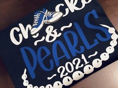 Chucks and Pearls 2021 Men Women T-Shirts Trend Gift