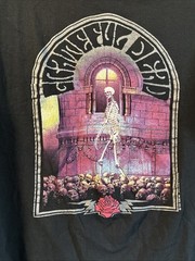 Vintage Grateful Dead Skeleton Walking on Skulls Thrashed T-Shirt Brockum USA