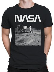 Officially Licensed Nasa Moon Landing Astronaut Men’s T-shirt