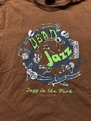 Coney Island Picnic T Shirt SIZE SMALL Dead Jazz In The Park Brown