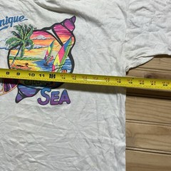 Vintage 80s Martinique Sunset Sailing Seashells Beach Destination Shirt Size M