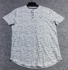 Hollister Men’s Short Sleeve Henley Shirt From “Must Have Collection” Medium