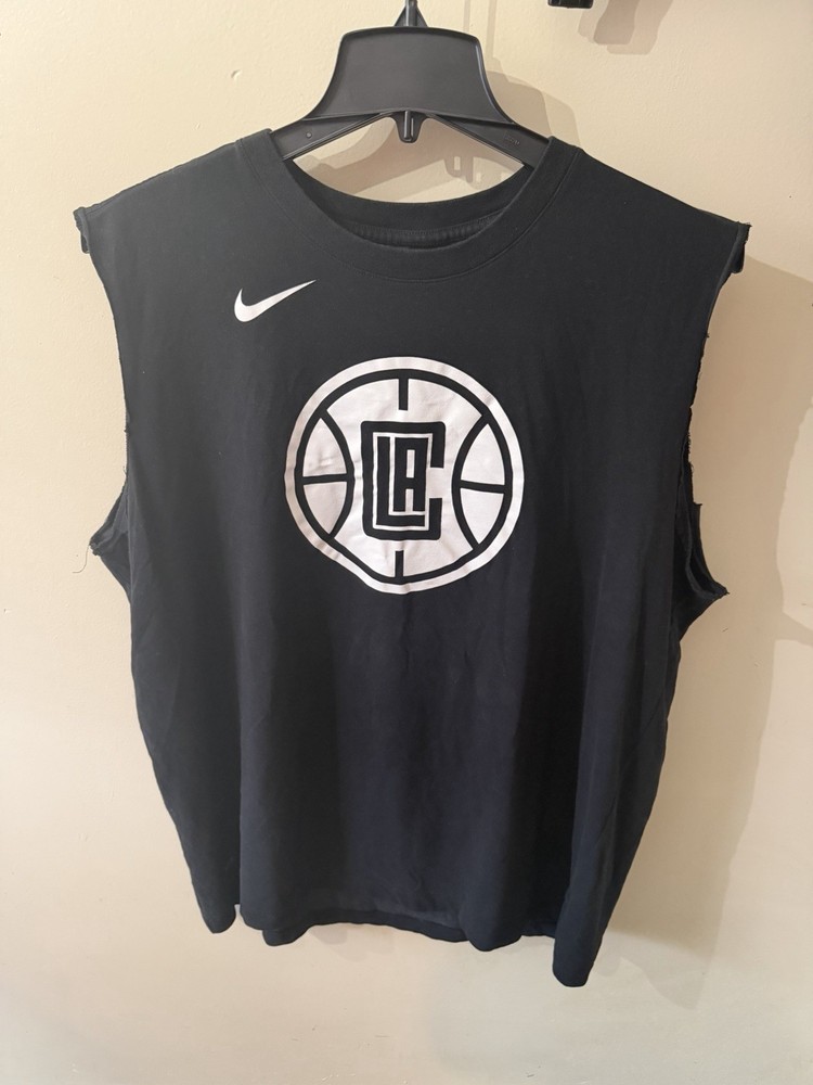 NIKE TEE SHIR (SLEEVELESS) FOR MEN. ( BLACK / WHITE ) SIZE – XXL. L.A.CLIPPERS.