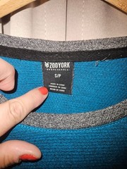 Zoo York Y2k Vintage Blue Short-Sleeve Crewneck Tee with Gray Accents