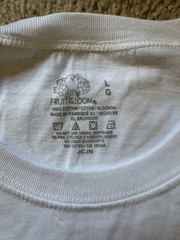 Fruit of the Loom Men’s White Crew Neck T-Shirt Undershirts L 5 Pack new W/o tag