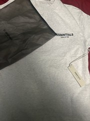 Essentials Fear of God Men’s “Light Oatmeal” T-Shirt Cotton Blend Size Small