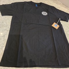Vast – Men’s – Short Sleeve T-Shirt Size: Large Black w/ Red/white logo NWT