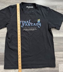 Uniqlo Final Fantasy One Mage 35th Anniversary UT Shirt Adult Size US Small Game