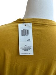 Dockers Mens Gold Graphic T-Shirt L