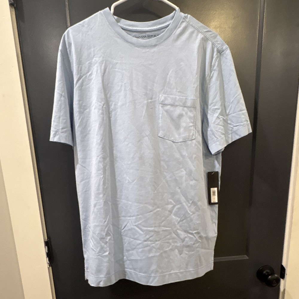Banana Republic Men’s Short Sleeve Crew Neck Premium Wash Tee Large Baby Blue