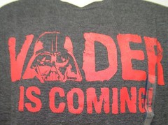STAR WARS VADER is Coming Look Busy Retro Darth Vader T Shirt Large Lge L NEW