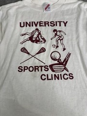 Vintage 80s University Sports Short Sleeve T Shirt Men’s Size Small White