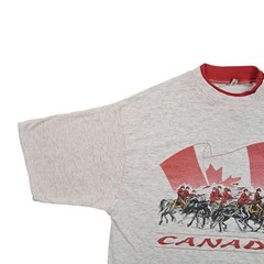 Canada T Shirt Large Men’s White Cotton Vintage Single Stitch Tourist