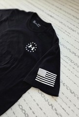 Under Armour Heatgear Freedom T-Shirt Size Medium, Patriotic Black and White