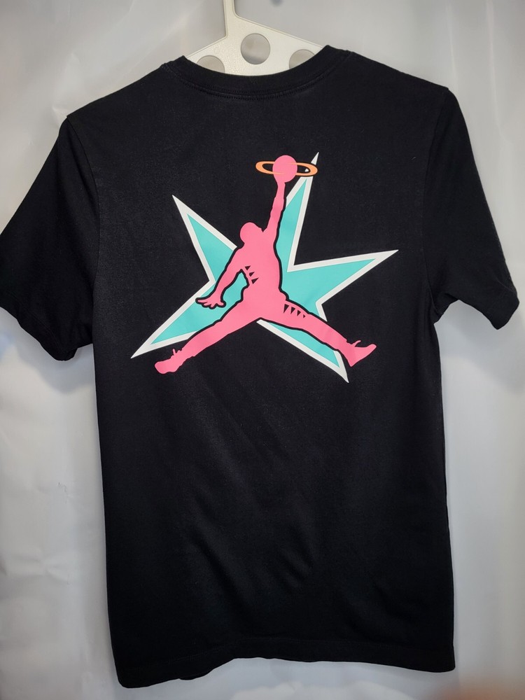 Nike Air Jordan Retro 11 Graphic Short Sleeve T-Shirt Black DD5286-100 SMALL