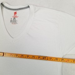 Hanes White Basic Slim Fit ComfortBlend T-Shirt Men’s Size Medium V-Neck Blank