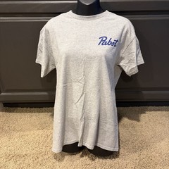 Pabst Blue Ribbon Graphic T-Shirt — Size Men’s Medium