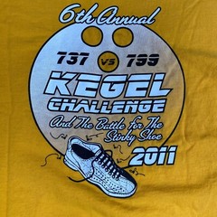 Gildan Mens size M Heavy Cotton Preshrunk T Shirt short Sleeve Crew Neck Yellow