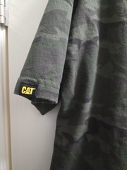 CAT Men’s L Regular Green Black Yellow Camo Logo Crew Neck Short Sleeve T-Shirt