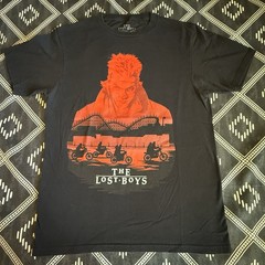 THE LOST BOYS David Licensed 80s Horror T-Shirt. SMALL Preowned NV