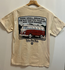 NEW Volkswagen VW Van Dream Big Take The Bus Men’s Size M Tan T-Shirt – B38