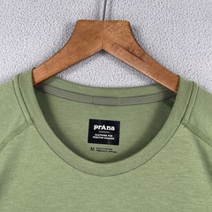 Prana Shirt Men’s Medium Green Long Sleeve Outdoor Base Layer Lightweight Hike