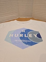 Hurley International Men’s M Spellout T-shirt Surf Skate Beach Summer Outdoor