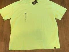 NWT Mens Large Under Armour OVERSIZED HEAVYWEIGHT SHORT SLEEVE Green SHIRT L $40