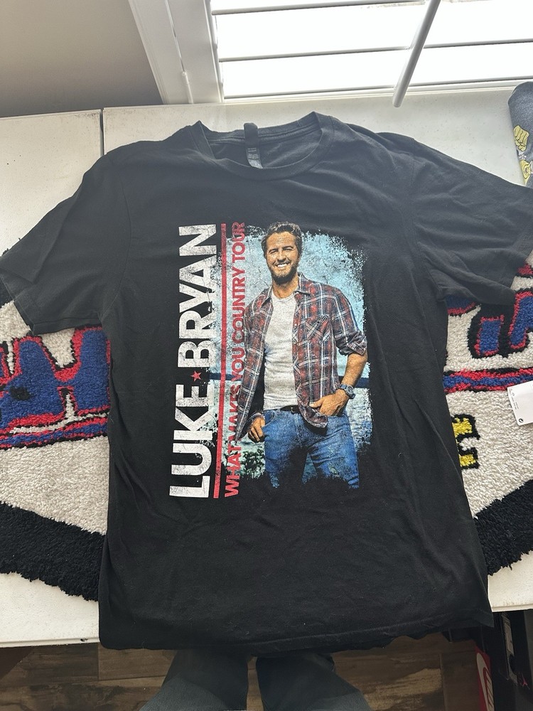 Luke Bryan “What Makes You Country” S/S Black Concert Tee Adult Large Pre-shrunk